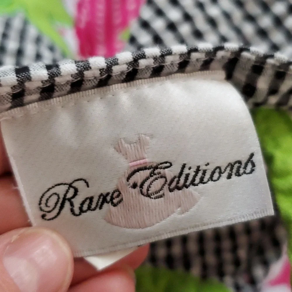 Rare Editions Girls Black Seersucker Gingham Strawberry Romper Size 6M‎